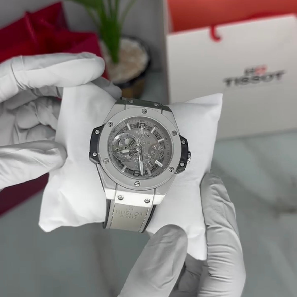 MONTRE HUBLOT