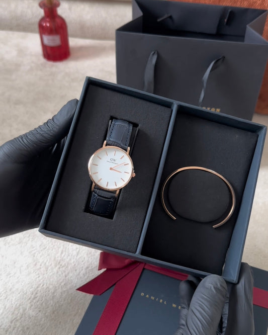 DANIEL WELLINGTON AVEC BRACELET ( FEMME )